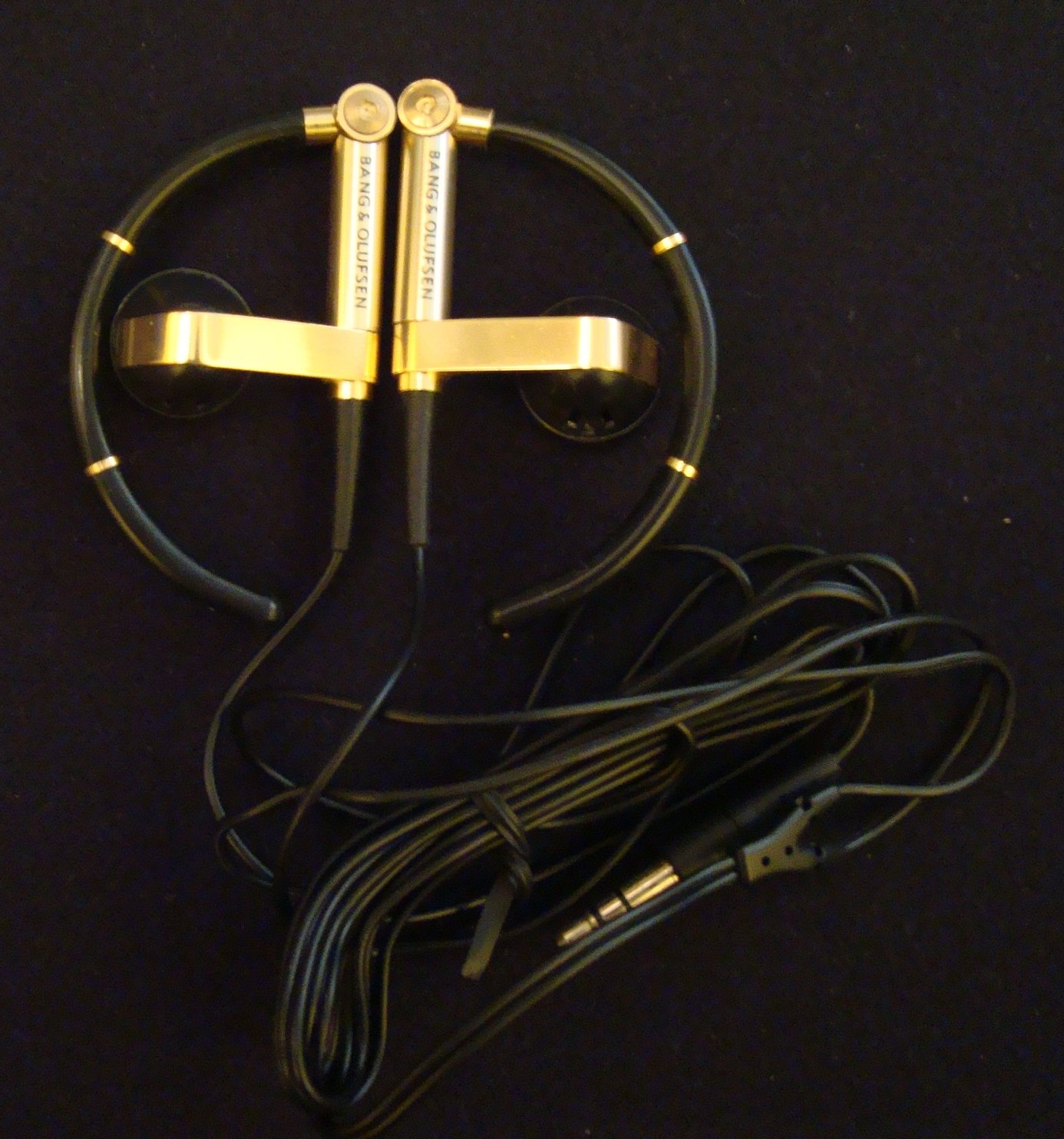 Bang & Olufsen Earphones A8: Amazon.de: Electronics & Photo